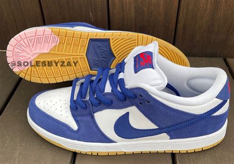 nike sb dunk low dodgers